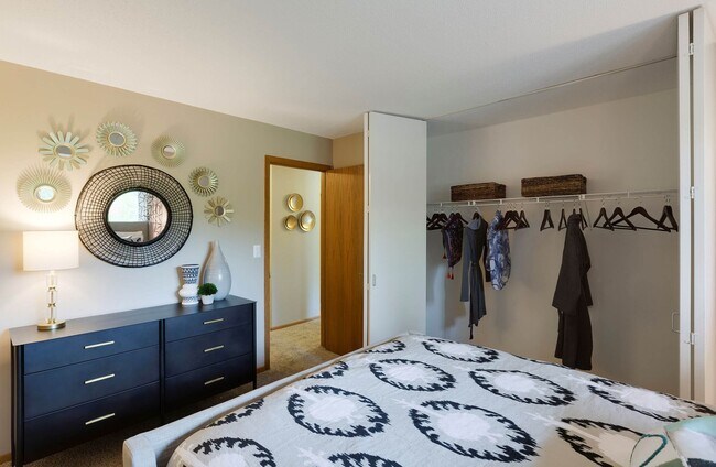 Photo - The Burlington