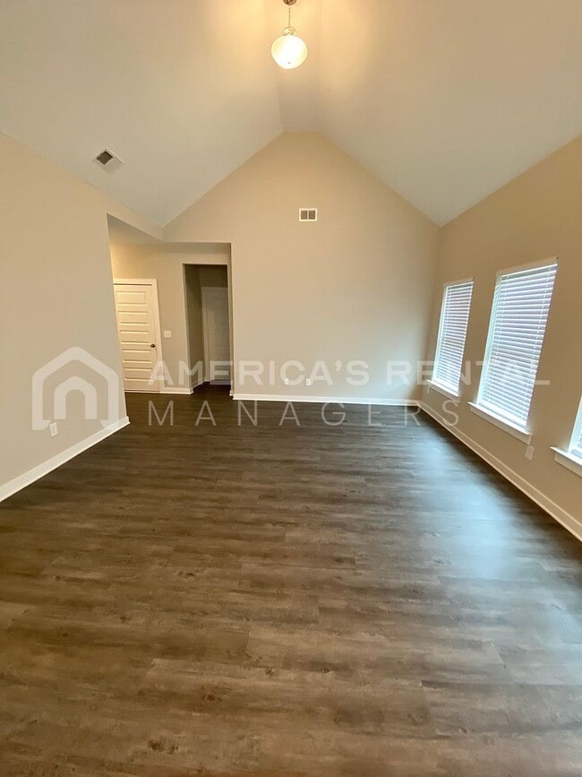115 Ballington Wy