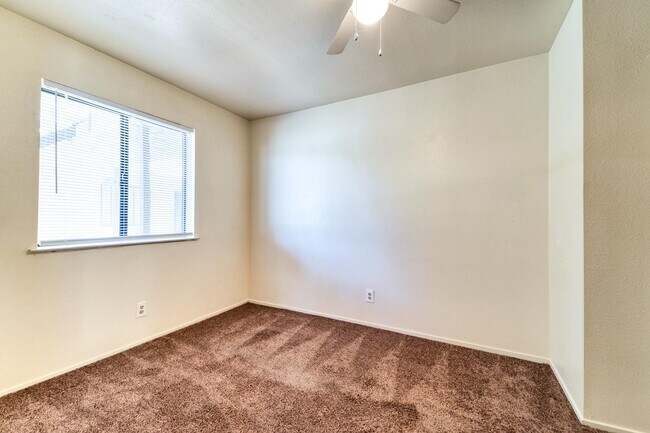 Ramirez Court Apartments