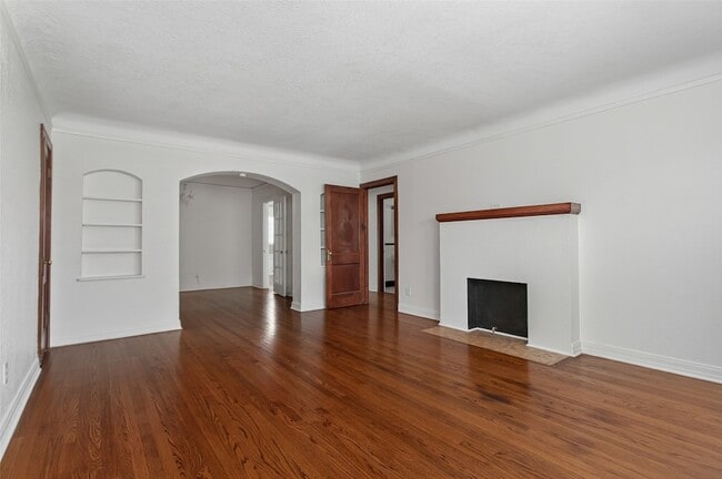 Photo - 5918 La Vista Dr Unit 3