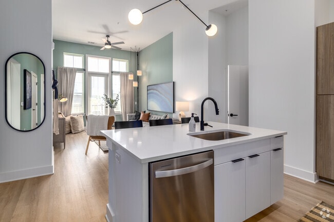 2BR, 2BA