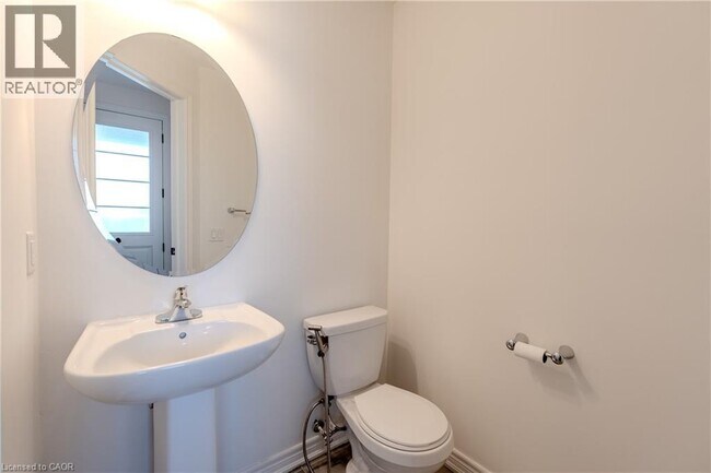 Photo - 6 Heming Trl