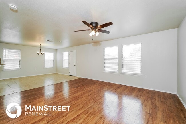 Photo - 7435 Bluebonnet Bay