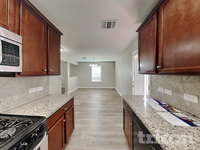 Photo - 2676 Diamondback Trail