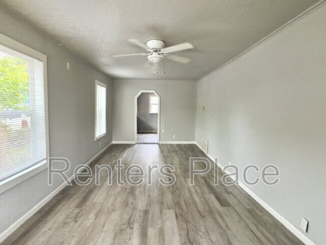 Photo - 4717 S 33rd W Ave