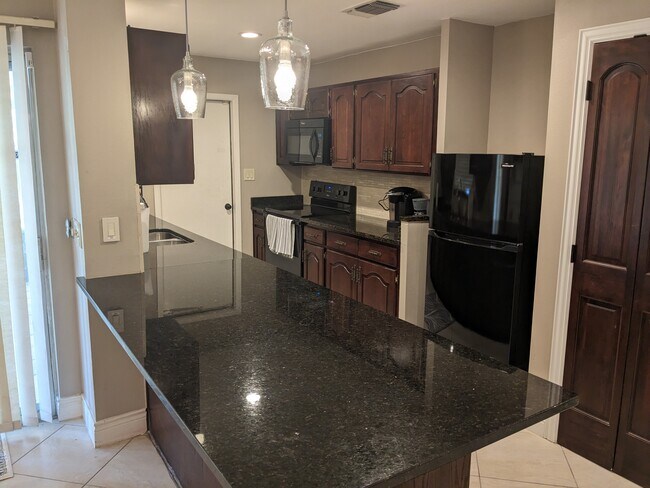 Photo - 4006 Willow Green Dr