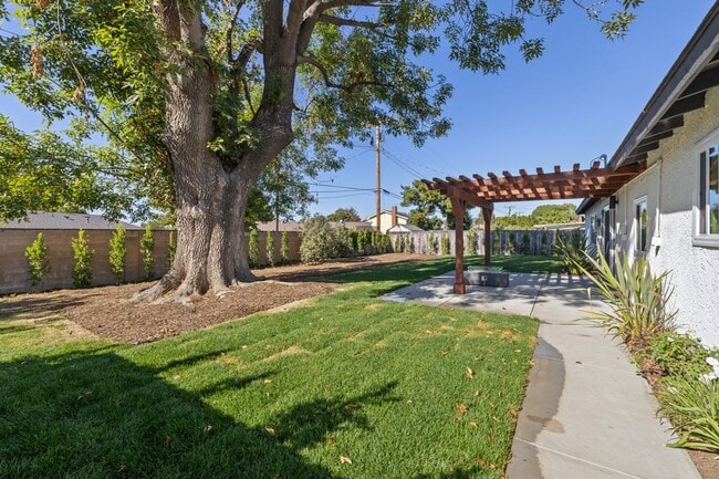 Photo - Donner Apartment Unit Donner Main