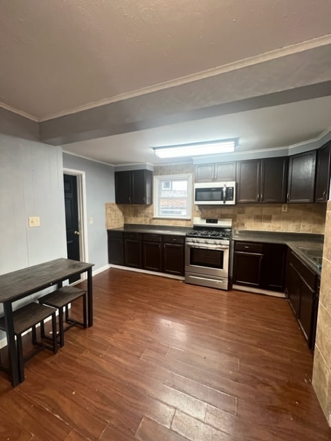 Photo - 1112 E Colvin St