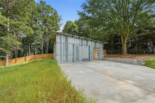 Photo - 7134 Williams Rd