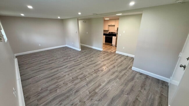 310 Thompson Road LLC