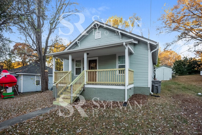 Photo - The ideal space to balance life, work, and play.