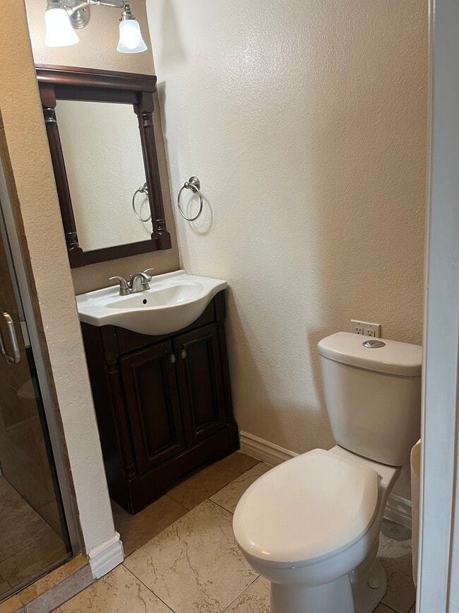 Photo - 521 Island Breeze Ln Unidad 1 bedroom apartment with