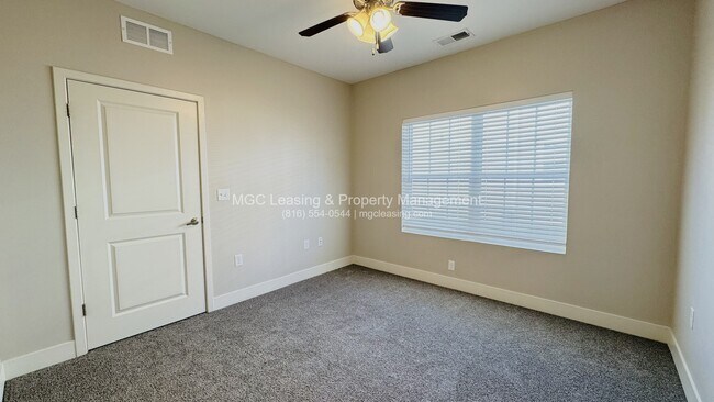 5730 NE 80th Ter Unidad 5730 NE 80th Ter Unit 1C