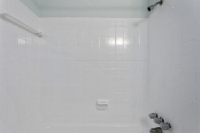 8704 Wornall Rd