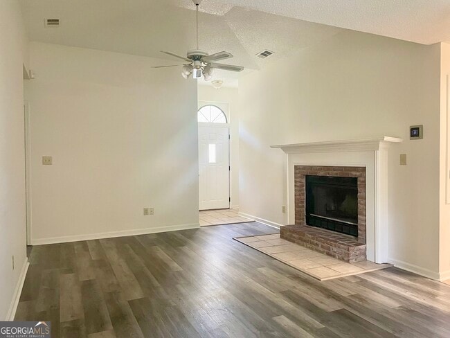 Photo - 102 Ridgestone Ct