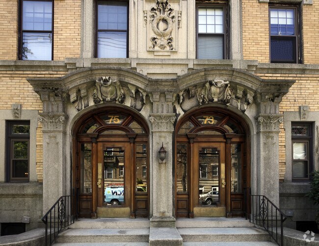 Photo - 109 St Paul Street