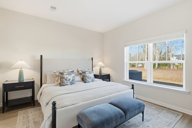 Photo - Wrens Hollow