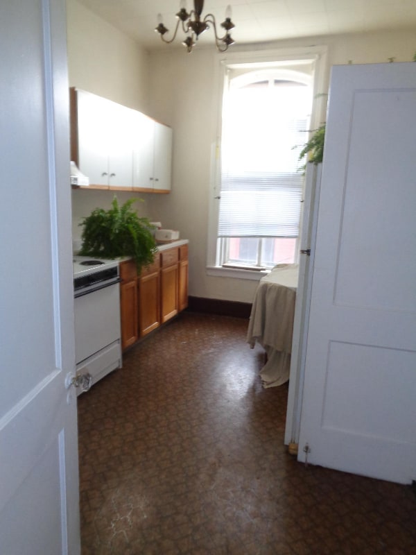 Building Photo - 12-24 N Huron St Rental