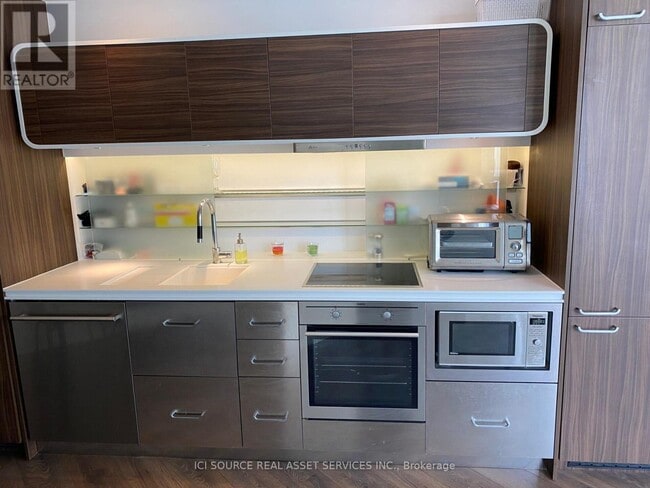 Photo - 45 Charles St E Unité 2909