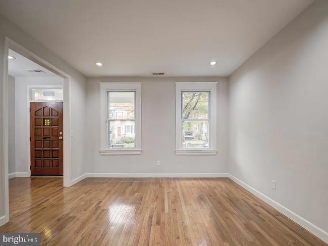 Photo - 4316 4th St NW