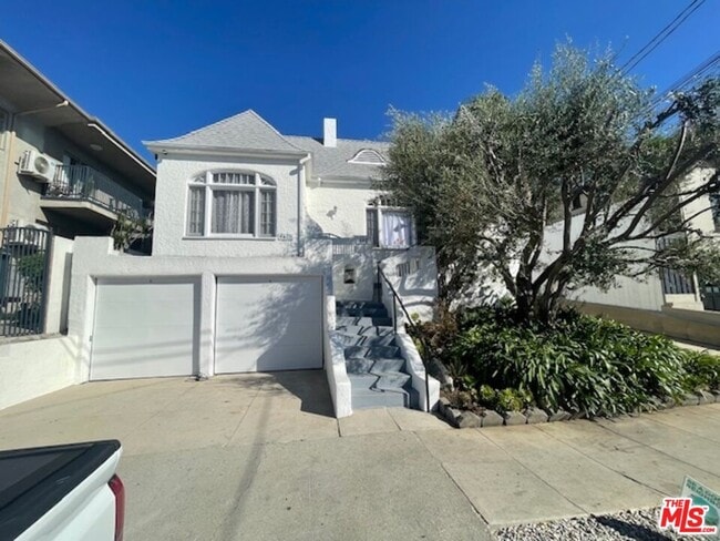 Building Photo - 642 1/2 Maltman Ave Rental