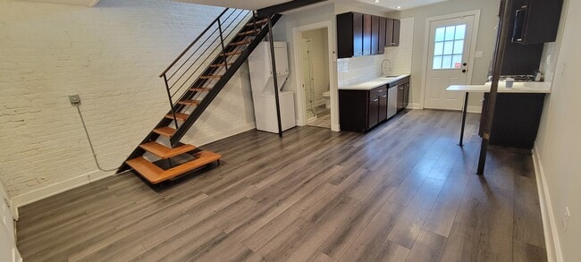 Photo - 2657 W Luther St Unit 1R