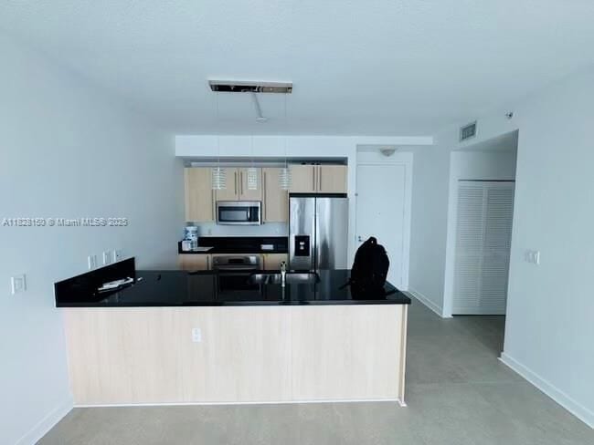 Photo - 1111 SW 1st Ave Rental