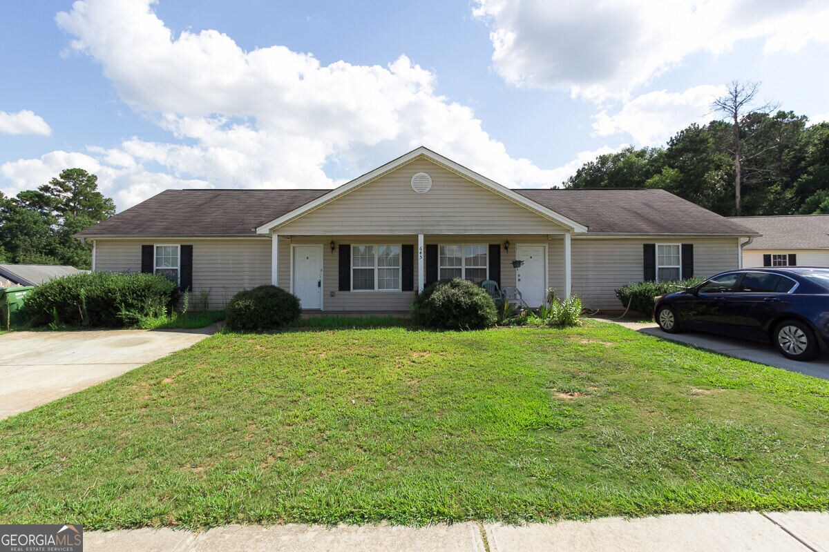 Photo - 645 Baron Dr