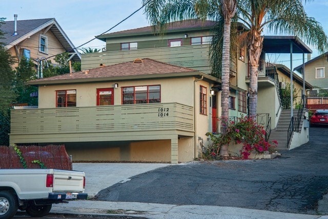Building Photo - 1014 1/2 Hyperion Ave Unit 1014 12 Hyperion Ave.