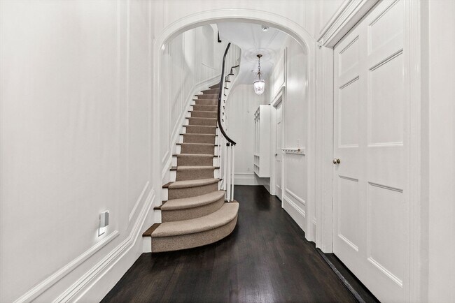 Photo - 48 Mt Vernon St Unit #A