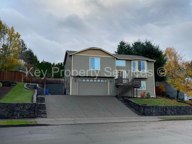 COMING SOON! Large 3 bed 3 bath in Camas - COMING SOON! Large 3 bed 3 bath in Camas House
