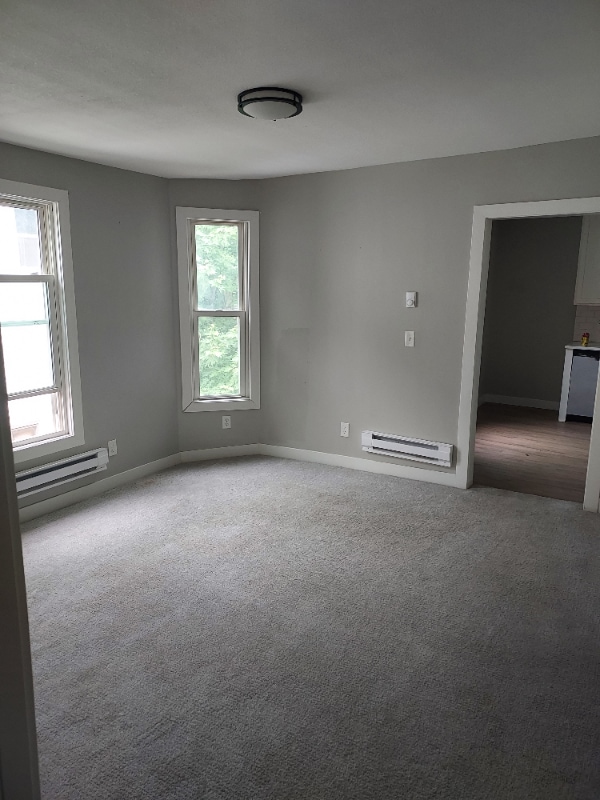 Building Photo - 46 Front Ave Rental
