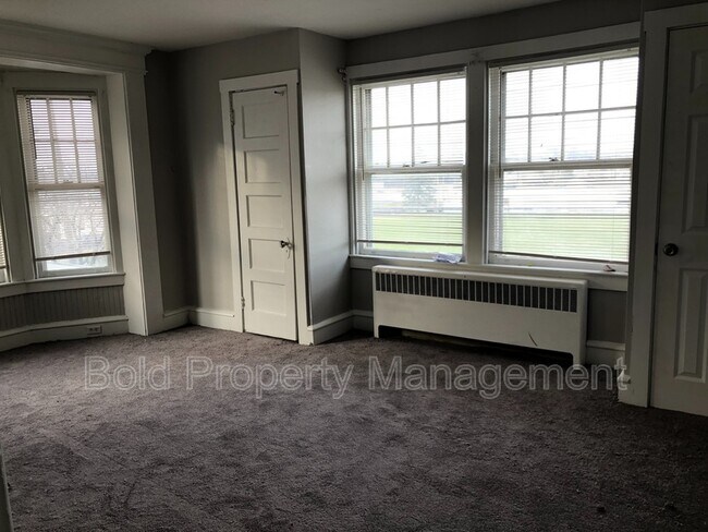 Photo - 1118 Exeter St Unidad 2nd Fl.