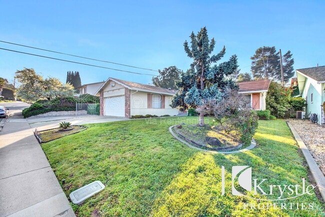 Photo - 306 Keats Dr