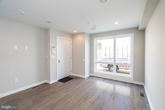 Photo - 1434 Clymer St Unidad 1