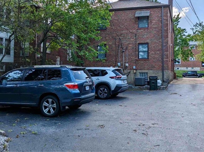 Photo - 1256 Moorlands Dr Unit 2