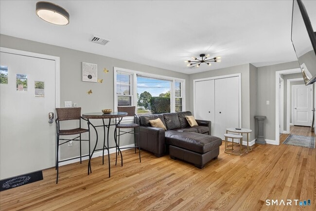 440 Evergreen Ave