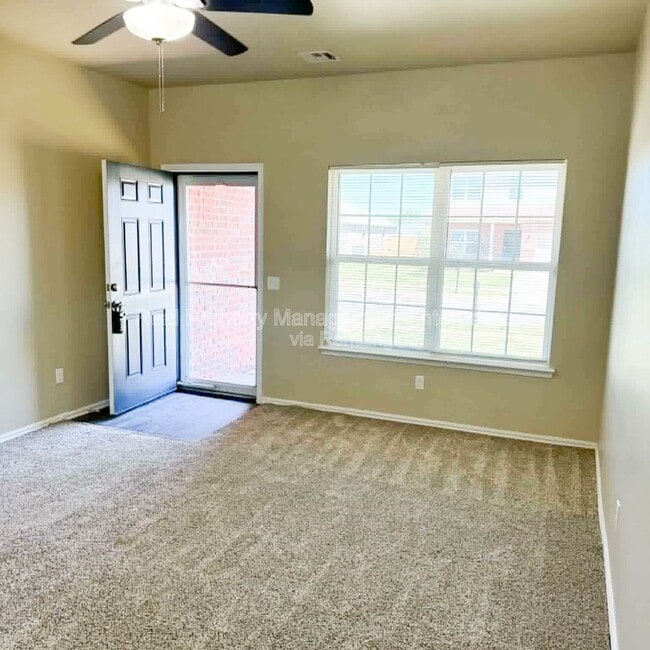 Photo - 13229 Bridgewater Dr