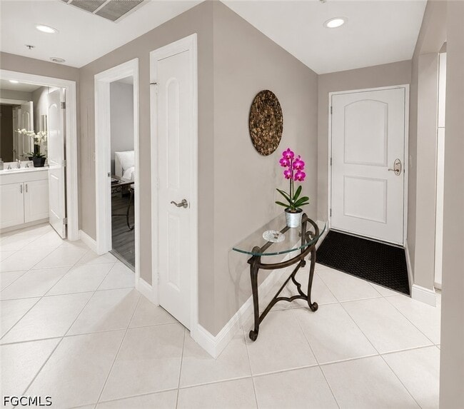 Photo - 2080 W First St Unit 304