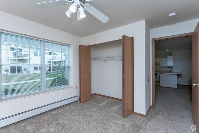 2BR, 1BA