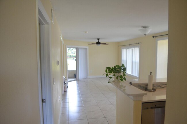 Photo - 4847 Via Palm Lks Unit 1012