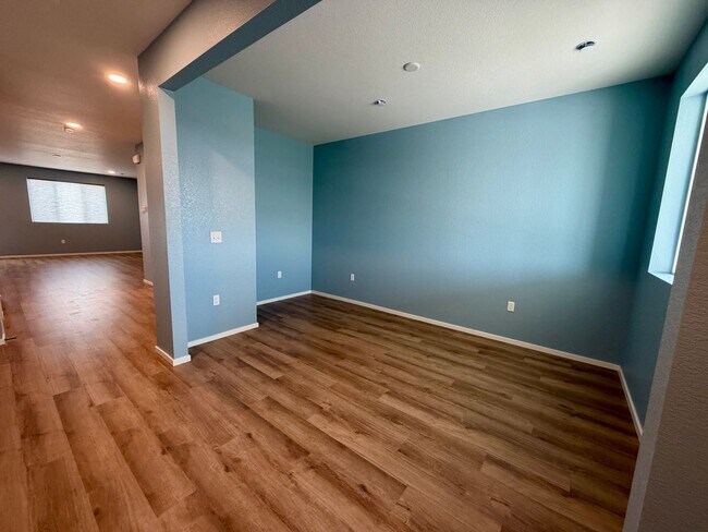 Photo - 716 Galloway Dr