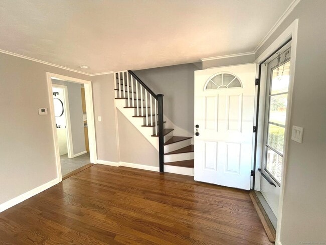 Photo - 34 Monroe St