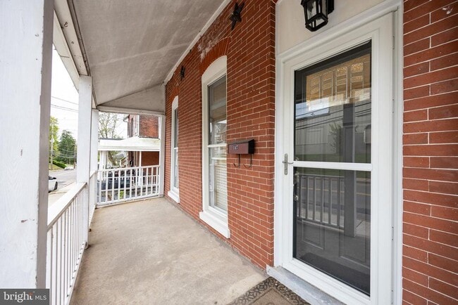 Photo - 147 2nd Ave
