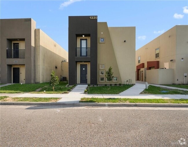 Building Photo - 1220 E Camellia Ave Unit 1 Rental