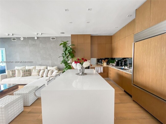 Photo - 2020 N Bayshore Dr Unit 1606