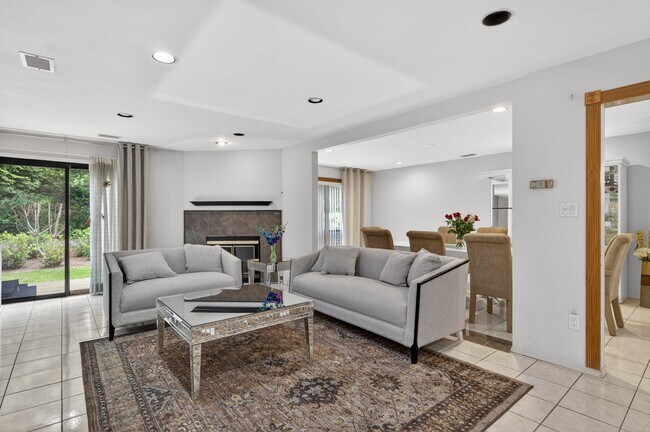 Photo - 36 Wimbledon Dr