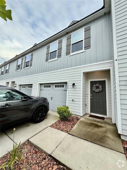 Building Photo - 12541 NW 7th Pl Rental
