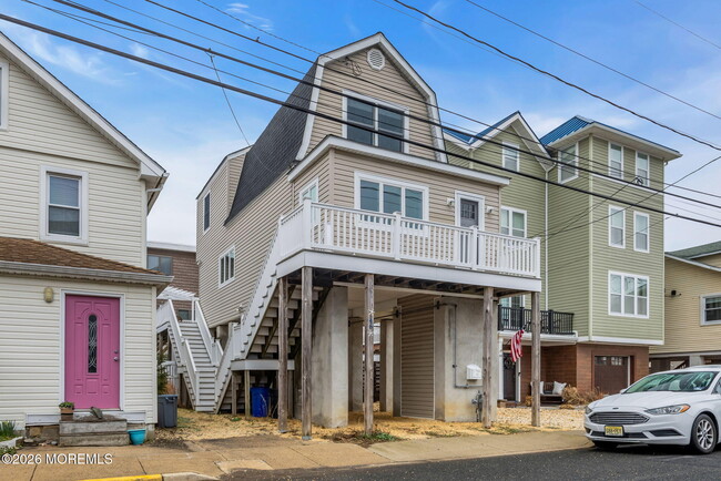 Photo - 46 Barberie Ave