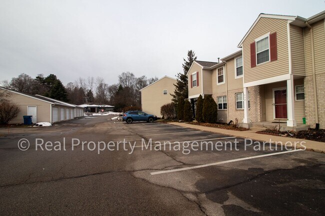 Photo - Forest Hills 3 Bed Townhome with Garage, Pond View and Some Utilities Included
